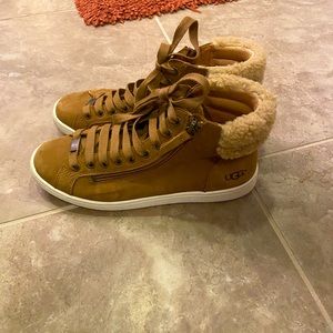 Ugg booties worn only a few times. Like new!!